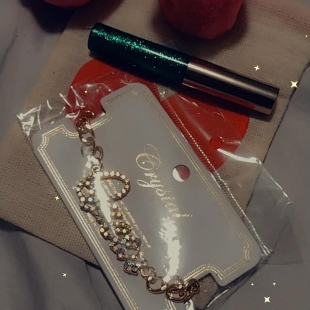 accessories - Picture 8 of 8